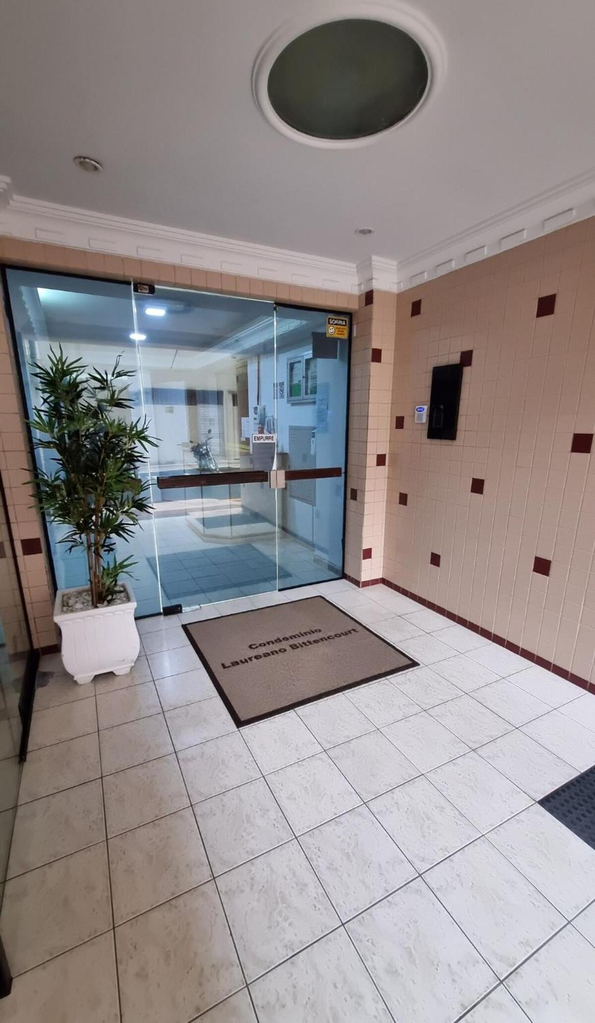 Apartamento Apto 100m Da *